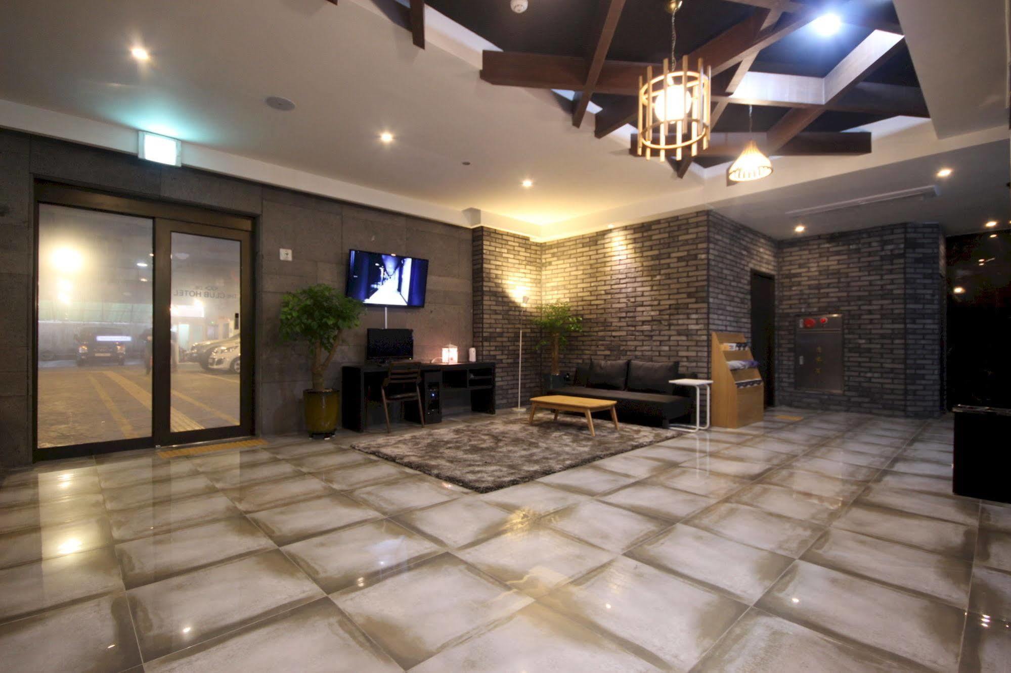 The Club Hotel Seomyeon Busan Exterior photo